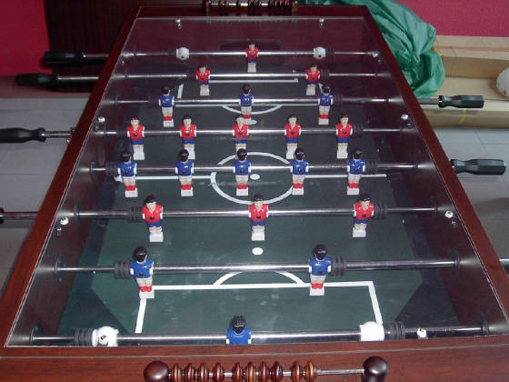 coinoperatedsoccertable2.jpg